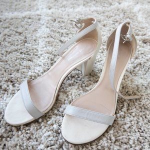 Women Nearlynude Sandal Stuart Weitzman Size 36